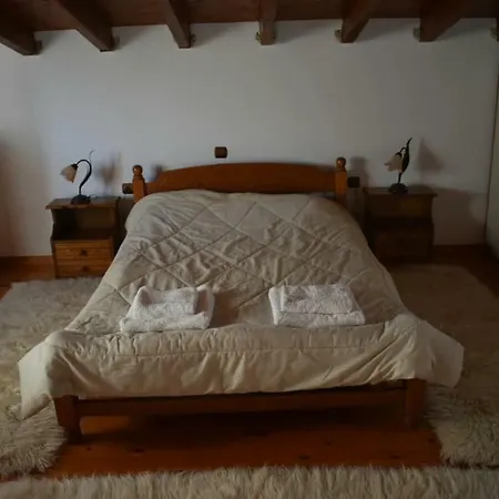 Ferienhaus μεζονέτα με τζάκι και τζακούζι Evrostína